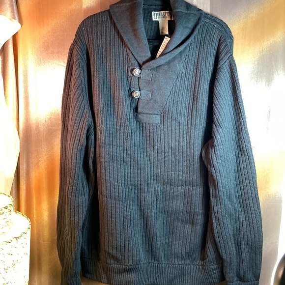 Black warm and cozy Duluth 2XLT cotton sweater. I mean, really snuggly! 131 - Picture 1 of 6